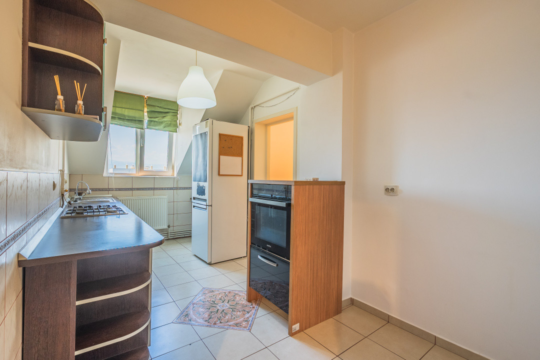 Apartament de vânzare cu 2 camere - Cartierul Ștrand - Priveliște la munți