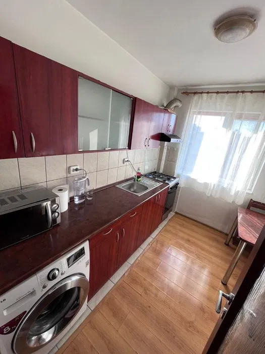 Apartament cu 2camere, Podu Ros, Iasi