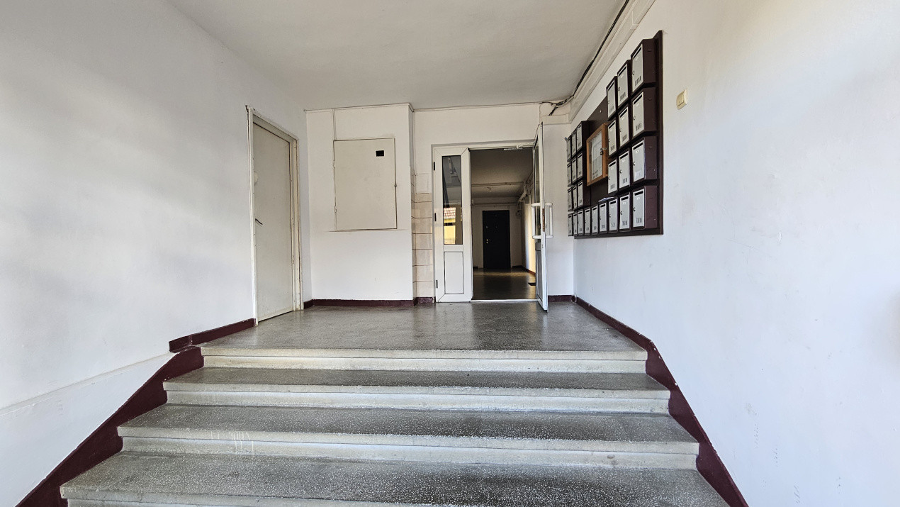 Apartament 3 camere | Etaj 5/8 | 73 mpu | Str. Lungă | Sibiu