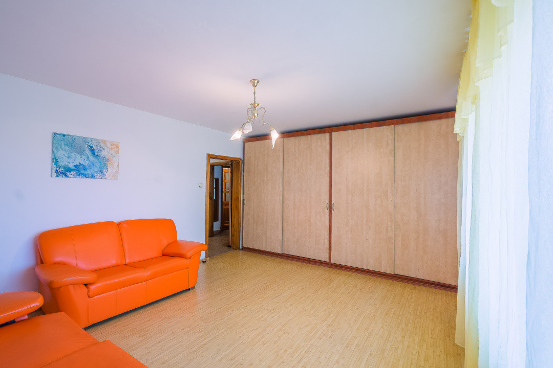 Apartament 3 camere  Etaj 5/8  73 mpu Str. Lungă Sibiu 