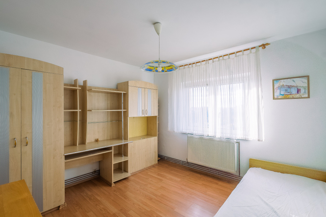 Apartament 3 camere  Etaj 5/8  73 mpu Str. Lungă Sibiu 
