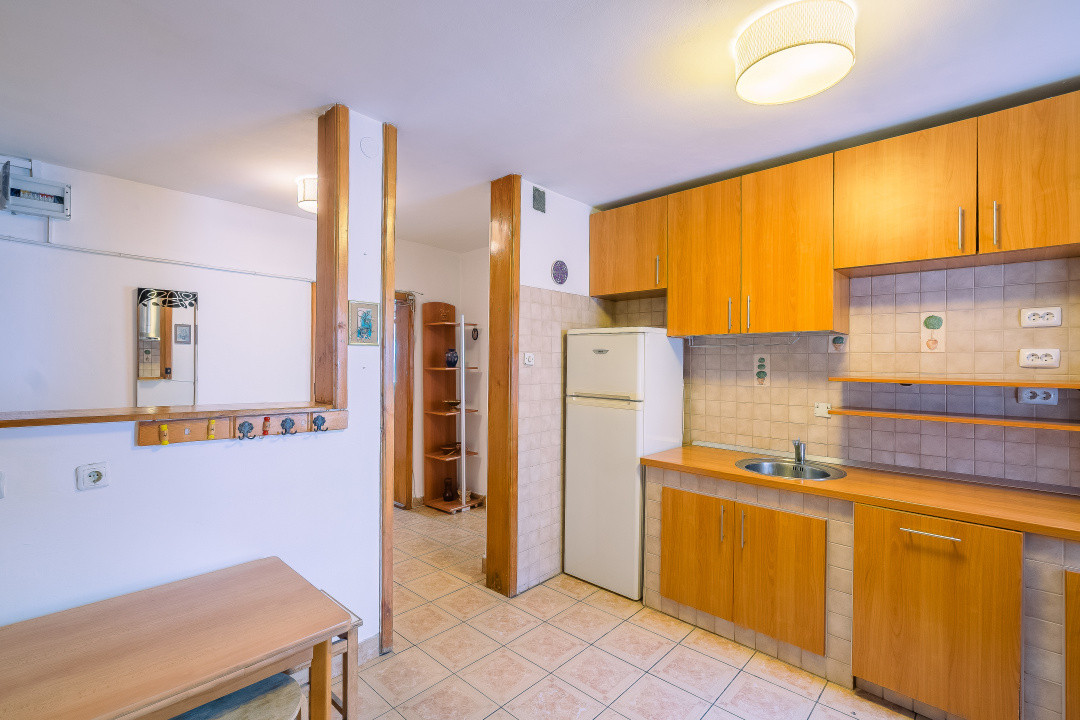 Apartament 3 camere  Etaj 5/8  73 mpu Str. Lungă Sibiu 