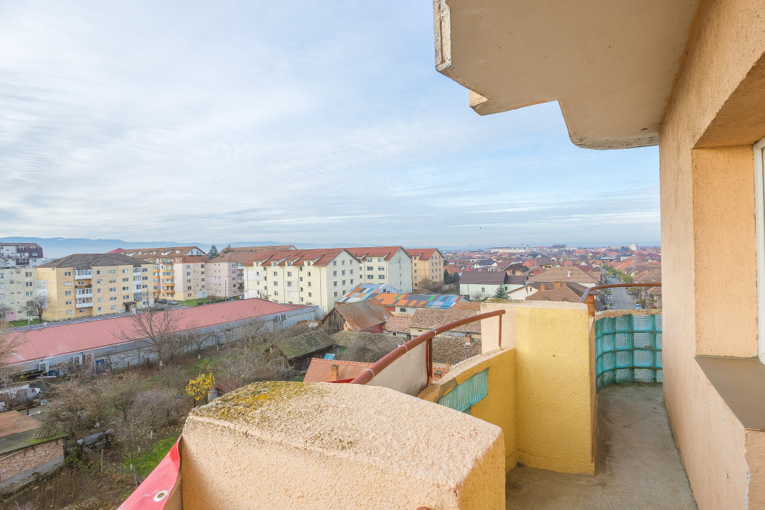 Apartament 3 camere  Etaj 5/8  73 mpu Str. Lungă Sibiu 