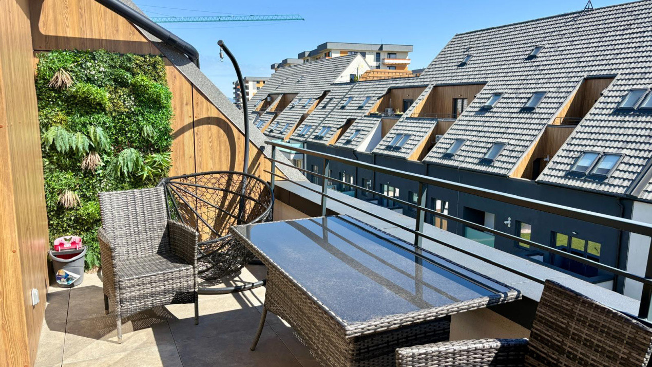 Chirie - Apartament de tip Penthouse Maurer Villas