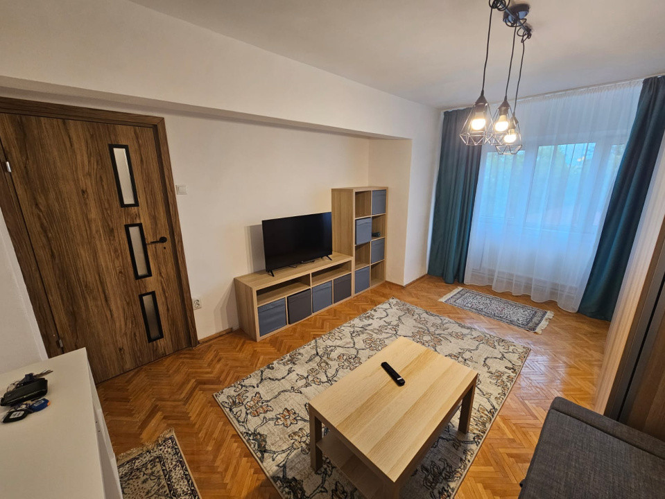Apartament 2 camere de inchiriat Calea Dumbravii