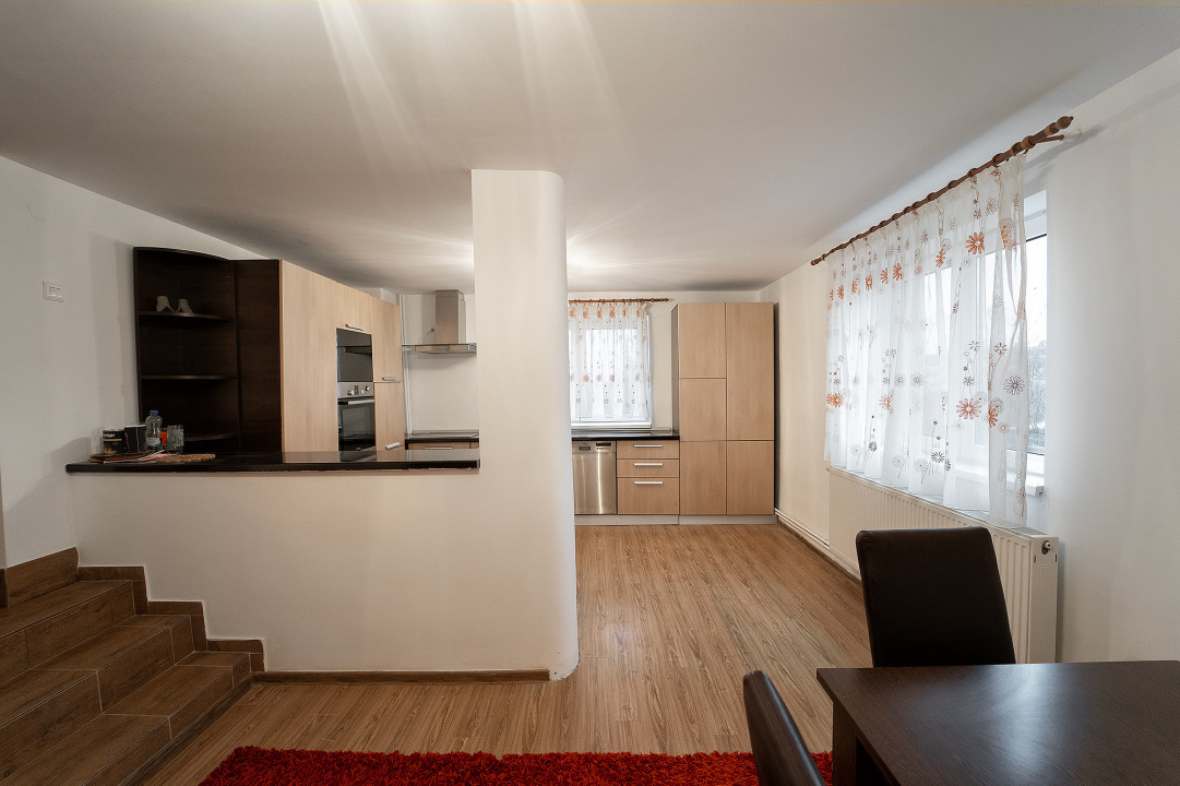 COMISION 0% Casa individuala moderna/5 camere/2000mp teren/asfalt/Daia Noua