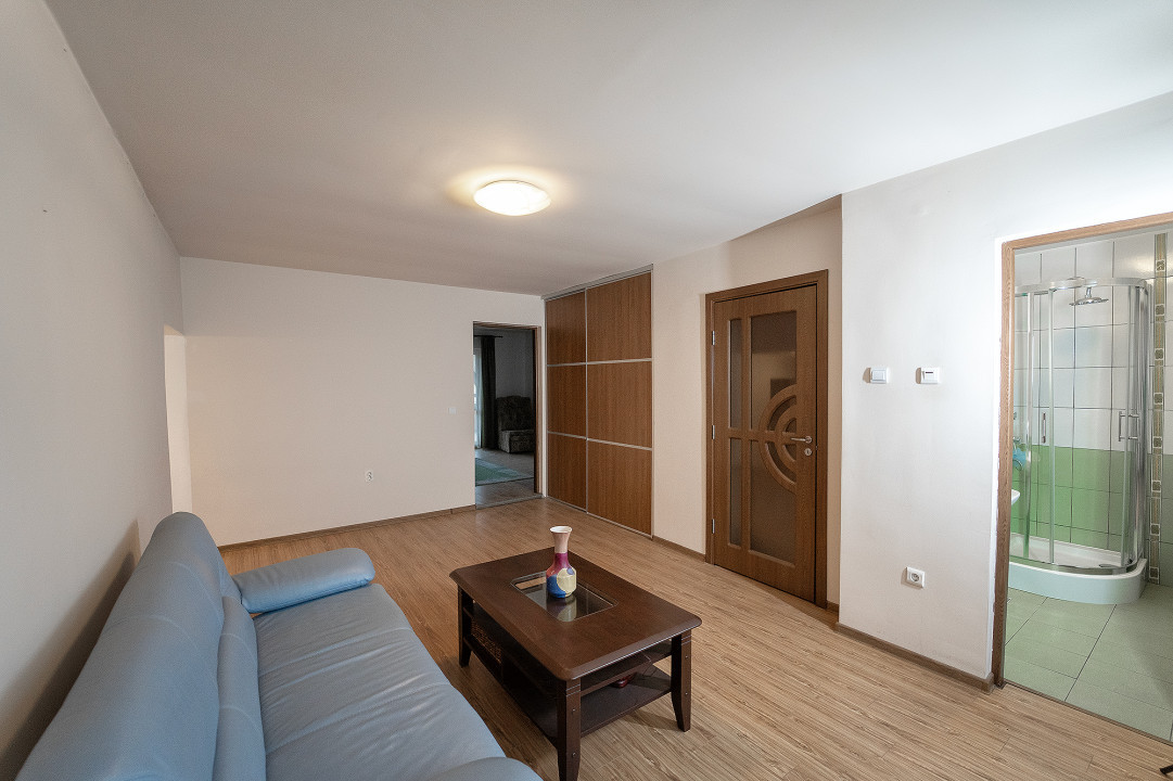 COMISION 0% Casa individuala moderna/5 camere/2000mp teren/asfalt/Daia Noua