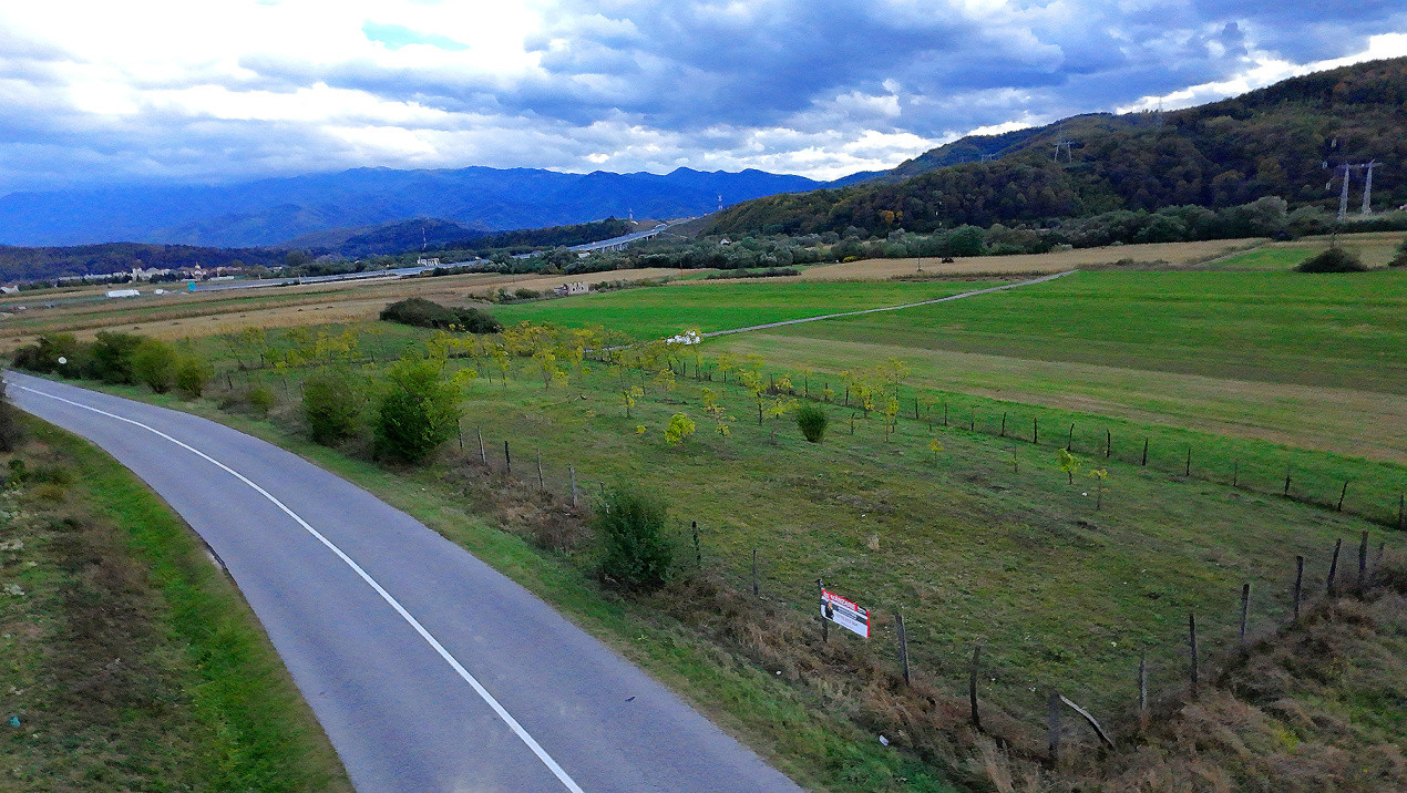 Teren extravilan  3.942 mp de vânzare – Tălmaciu, jud. Sibiu
