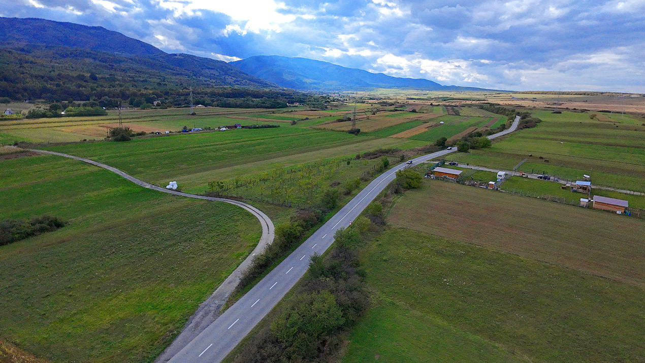 Teren extravilan  3.942 mp de vânzare – Tălmaciu, jud. Sibiu