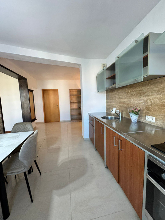 Apartament 3 camere - Str Nicolae Iorga