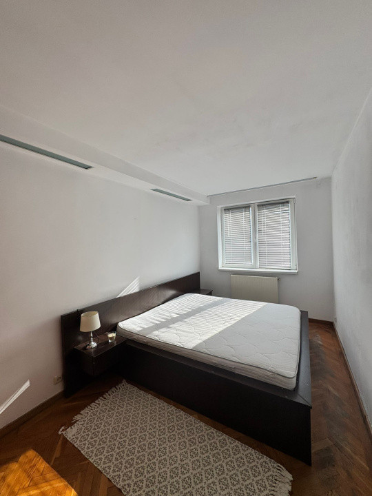 Apartament 3 camere - Str Nicolae Iorga