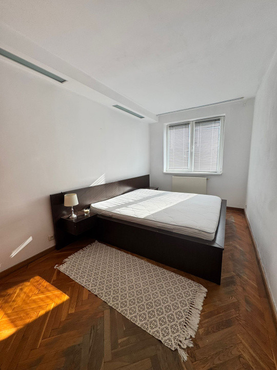 Apartament 3 camere - Str Nicolae Iorga