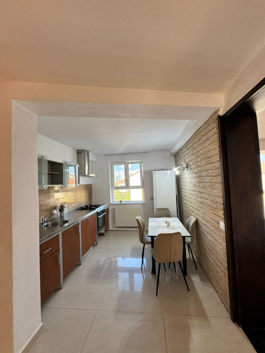 Apartament 3 camere - Str Nicolae Iorga