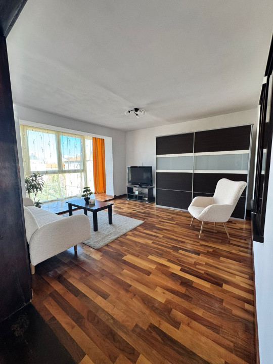 Apartament 3 camere - Str Nicolae Iorga