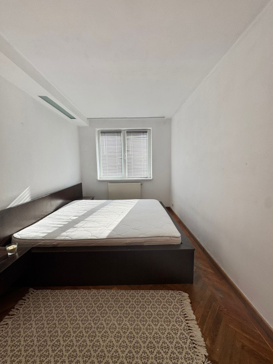 Apartament 3 camere - Str Nicolae Iorga