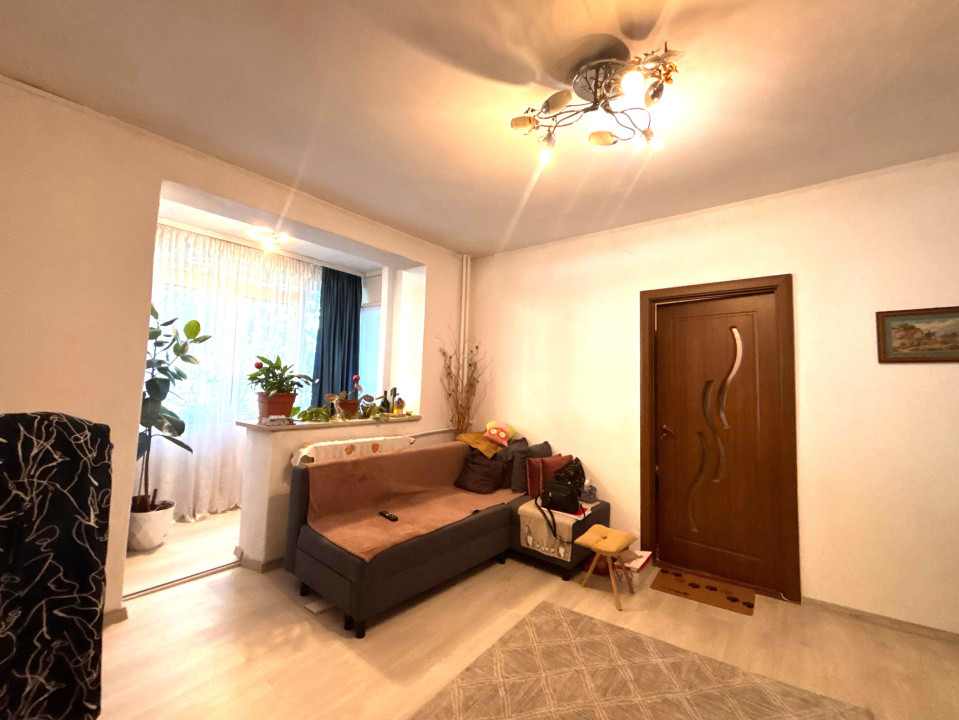 Apartament 3 Camere, parter, Zona George Enescu