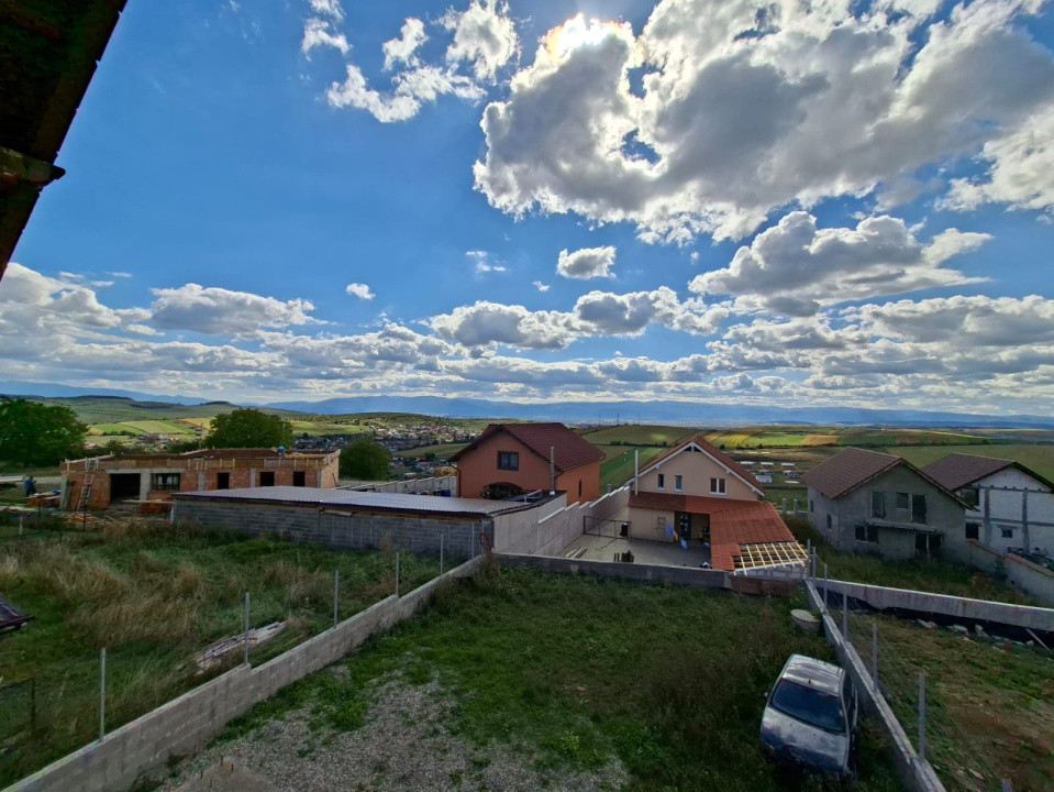Casă de vânzare în Șura Mare – Cartier nou | 242 mp utili | Vedere panoramică