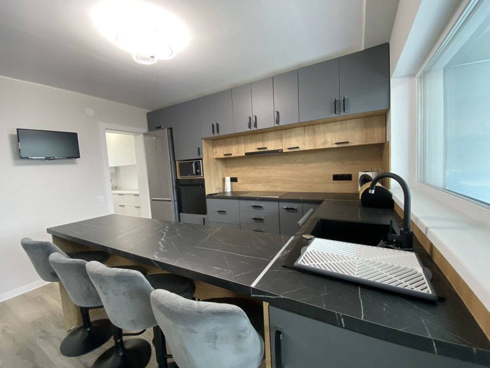 Casa moderna 4 camere 2 bai prima inchiriere zona Selimbar Sibiu