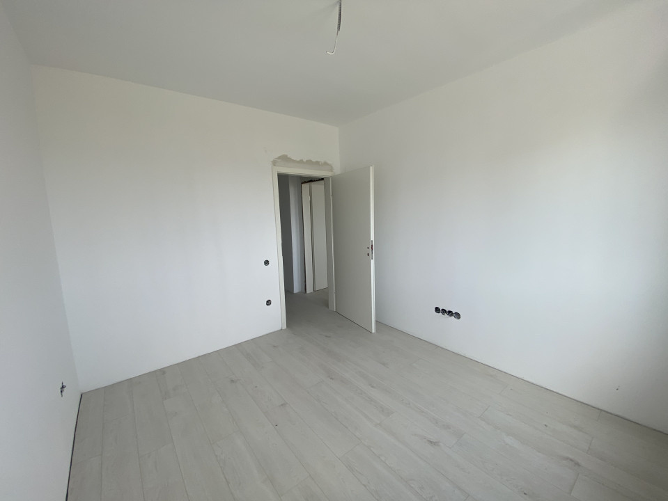 Apartament 3 camere de vamzare balcon parcare 74mp Avantgarden Sibiu