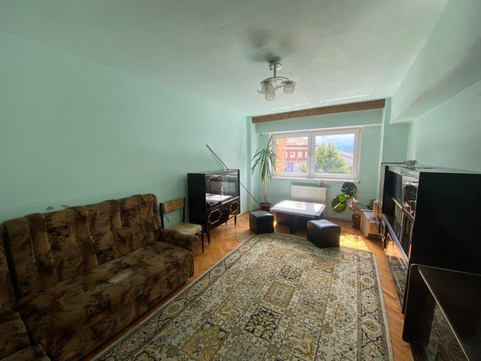 Apartament de inchiriat 4 camere 2 bai zona Mihai Viteazul din Sibiu