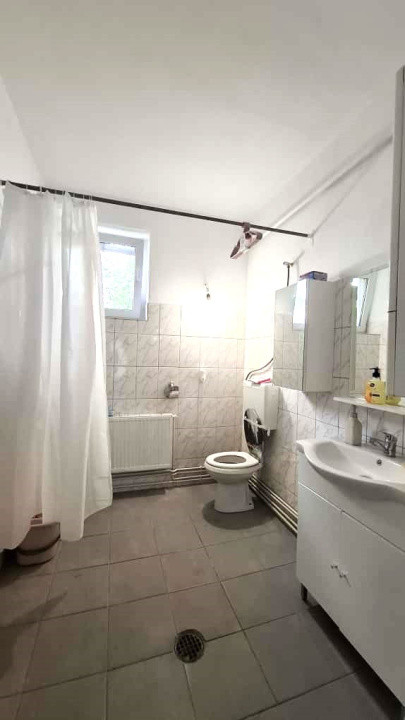 Spatiu Comercial/ Birouri la Casa individuala - Astra