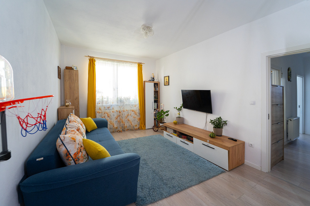 Apartament cu 3 camere - cartierul Turnişor, Sibiu