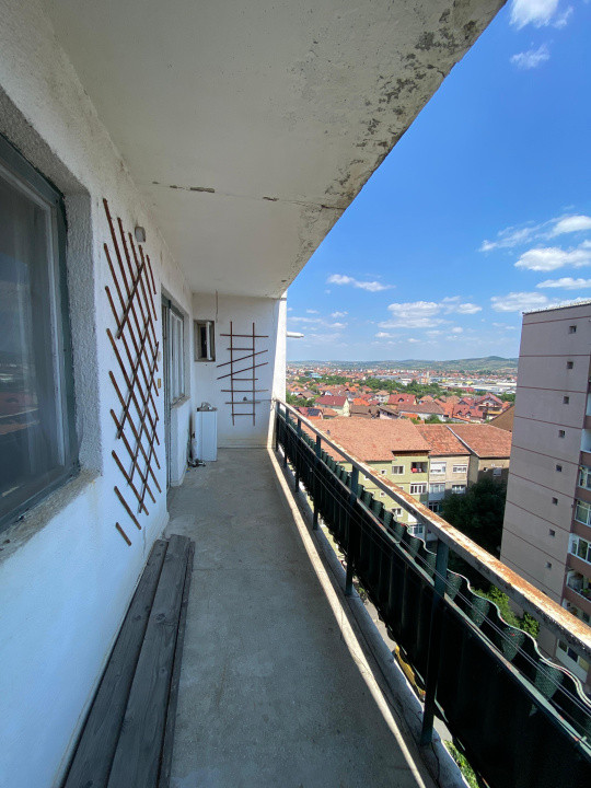 Apartament de vanzare 4 camere