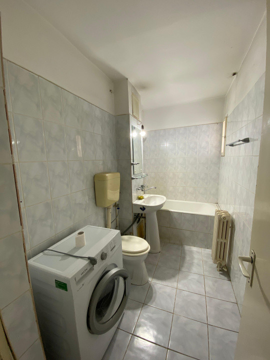 Apartament de vanzare 4 camere