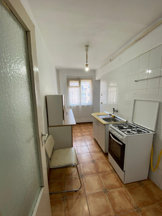 Apartament de vanzare 4 camere