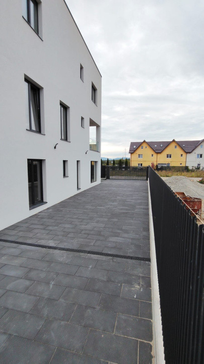 Apartament premium modern 4 camere 4 bai - teren de 200mp Arhitectilor