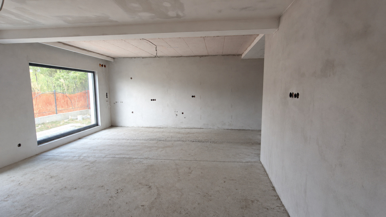 Apartament cu gradina 4 camere 3 bai