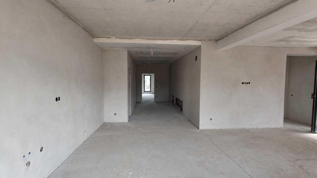 Apartament cu gradina 4 camere 3 bai