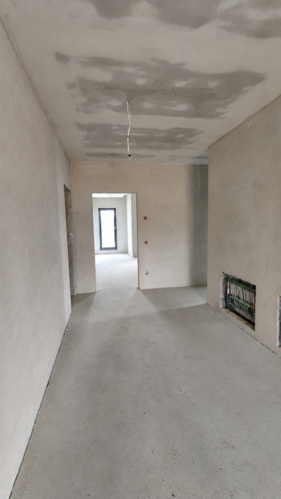 Apartament cu gradina 4 camere 3 bai