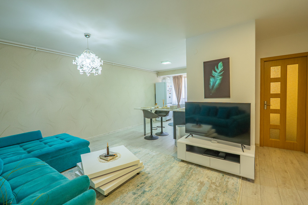 Apartament de vânzare cu 3 camere – zonă Valea Aurie, str. Săcel