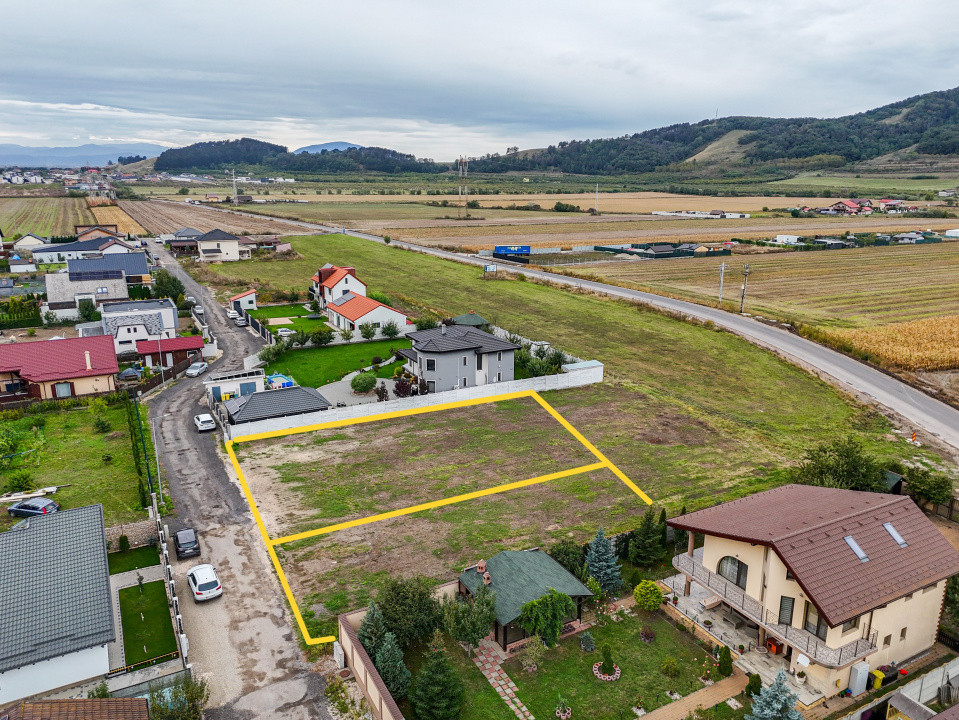 Teren Hărman 825 mp sau 1649 mp, utilități+avize, vedere Lempes, Comision 0%