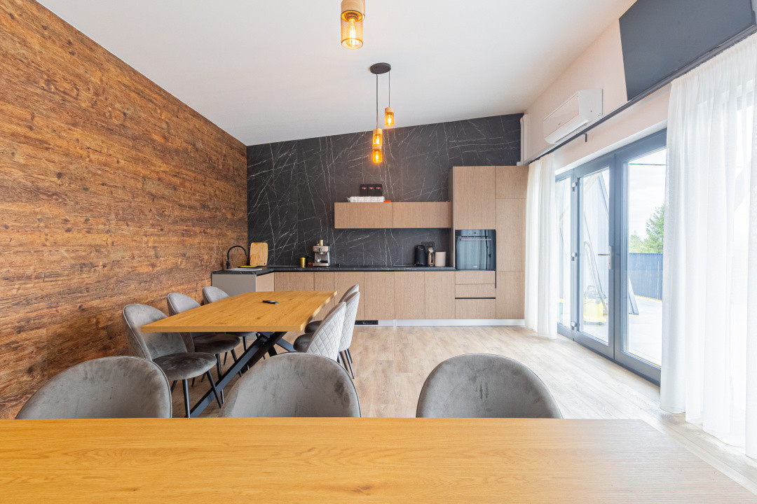 Afacere la cheie in inima naturii- Case smart A-Frame