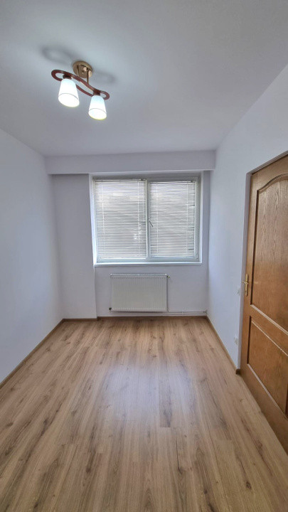 Apartament 2 camere cu geam la baie, 38,6 mpu, renovat 2025, Scoala nr. 6  Sibiu