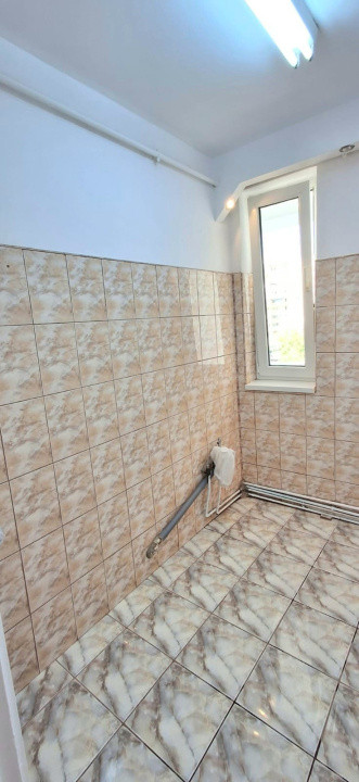 Apartament 2 camere cu geam la baie, 38,6 mpu, renovat 2025, Scoala nr. 6  Sibiu