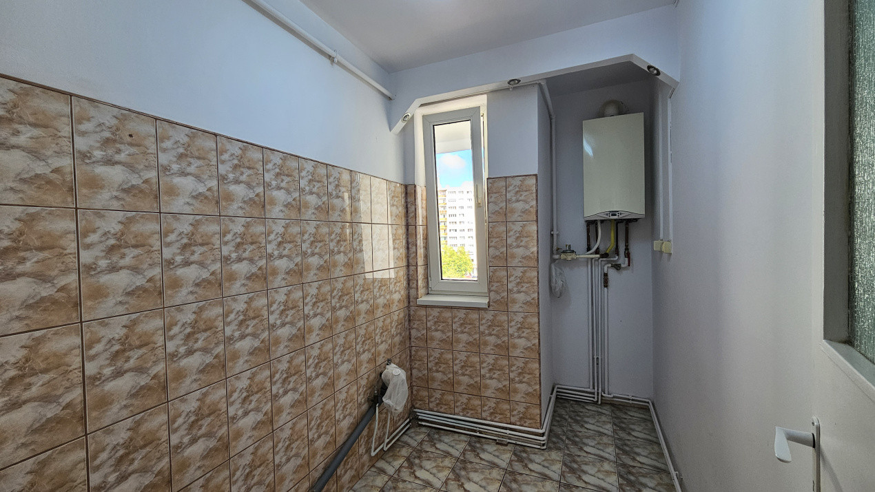 Apartament 2 camere cu geam la baie, 38,6 mpu, renovat 2025, Scoala nr. 6  Sibiu