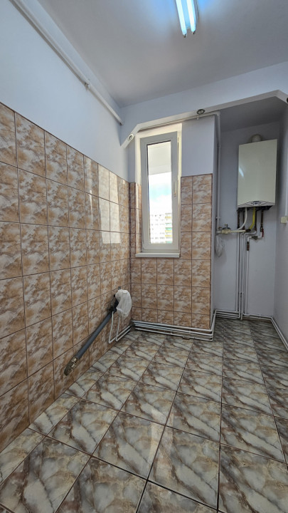 Apartament 2 camere cu geam la baie, 38,6 mpu, renovat 2025, Scoala nr. 6  Sibiu