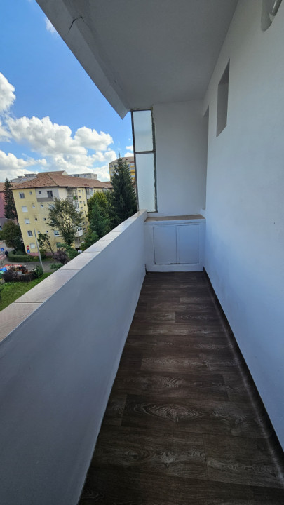Apartament 2 camere cu geam la baie, 38,6 mpu, renovat 2025, Scoala nr. 6  Sibiu
