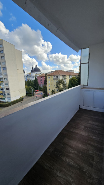 Apartament 2 camere cu geam la baie, 38,6 mpu, renovat 2025, Scoala nr. 6  Sibiu