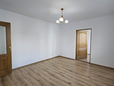 Apartament 2 camere cu geam la baie, 38,6 mpu, renovat 2025, Scoala nr. 6  Sibiu