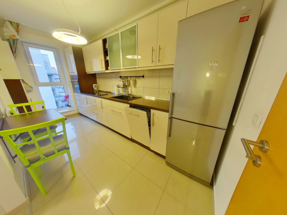 Apartament pe 2 niveluri, cu 2 terase, Avantgarden 2