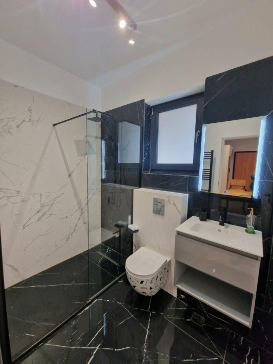 DE INCHERIAT. Apartament de lux 2 camere zona centrala 