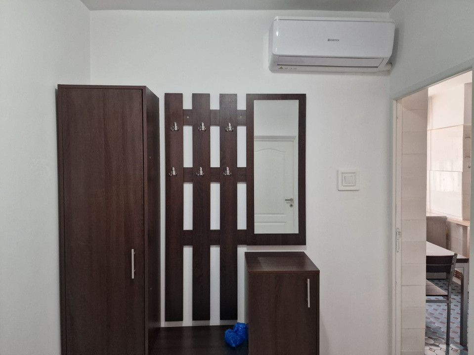 De închiriat – Apartament 3 camere, 85 mp, ultracentral, Orange Calea București 