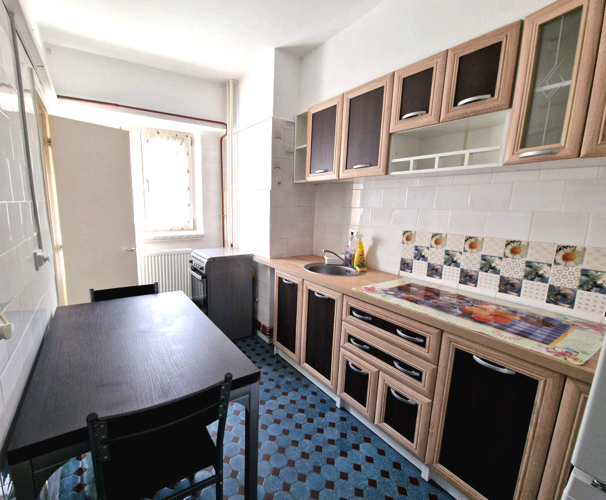 De închiriat – Apartament 2 camere, 85 mp, ultracentral, Orange Cl. București 