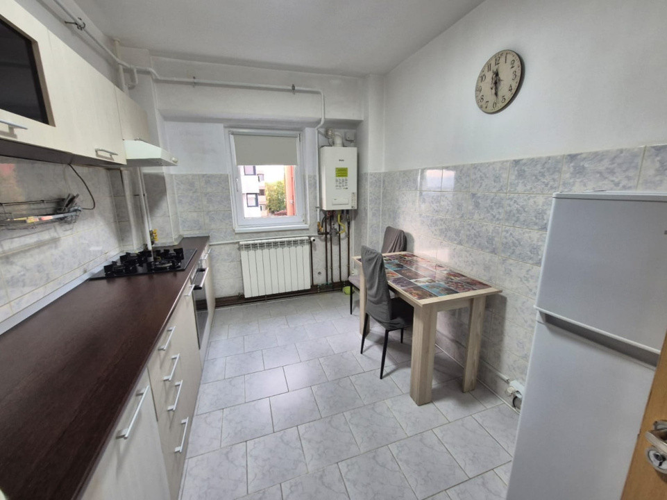 De închiriat – Apartament 2 camere, Calea Severinului bl 309 .
