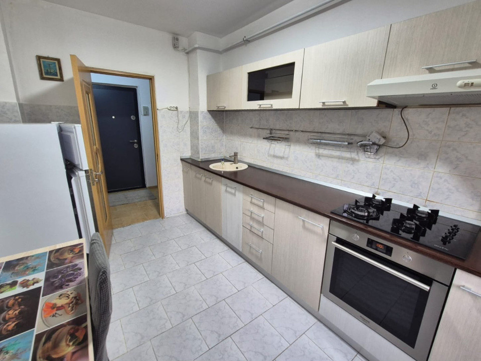 De închiriat – Apartament 2 camere, Calea Severinului bl 309 .