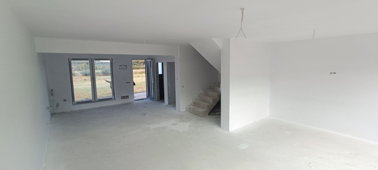 Duplex de vanzare Tropini-Rasinari